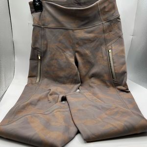 Athleta Rainier Reflective Tight Size Sp Camo Lux Reflective Bluff Grey